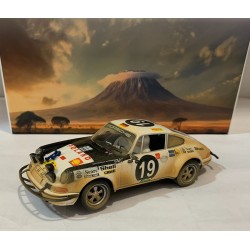 SLOT CAR FLY E2053AR PORSCHE 911 -19 RALLY SAFARI 1971 ZASADA-BIEN EFECTO SUCIO