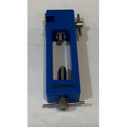 SLOTING PLUS SP140009 PRENSA Y EXTRACTOR DE PIÑONES UNIVERSAL NYLON AZUL