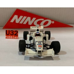 SLOT CAR NINCO 50186 STEWART SF02 -19 F1 1998 J.MAGNUSSEN