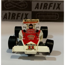 SLOT CAR MRRC 6001 McLAREN M23  -11 F1 1976 JAMES HUNT