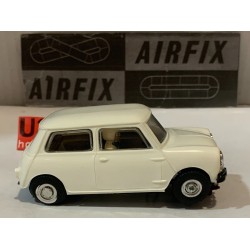 SLOT CAR MRRC 5165 MINI COOPER BLANCO CON PARACHOQUES