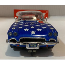 SLOT CAR CARRERA EXCLUSIV 20430 CHEVROLET CORVETTE CONVERT 62 STARS & STRIPES