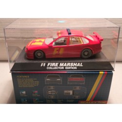 qq C 2198 SCALEXTRIC UK VAUXHALL VECTRA F1  FIRE MARSHALL COLLECTOR EDITION *