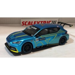 SCALEXTRIC U10450S300 CUPRA E-RACER -27 FIA E TOURING CAR WORLD CUP CHAMPION