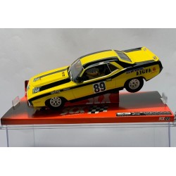 SLOT CAR SCX SCALEXTRIC 64870 PLYMOUTH AAR CUDA YELLOW