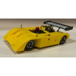 SLOT CAR VANQUISH MG S31 SHADOW MKII SPECIAL AMARILLO